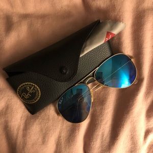RAY BANS// Blue & Gold Aviators w/ Black Case